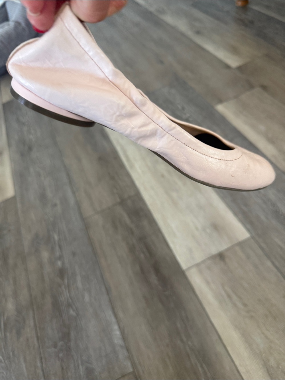 Vionic Ballet Flat in Light Blush Leather - Picture 8 of 11